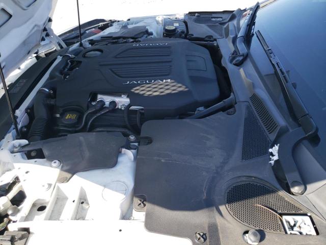 Photo 11 from auction – 2016 JAGUAR F-TYPE R with VIN SAJWJ6DLXGMK27053