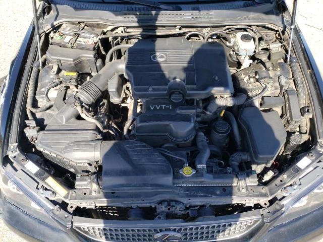 Photo 11 from auction – 2004 LEXUS IS 300 with VIN JTHBD192740087147