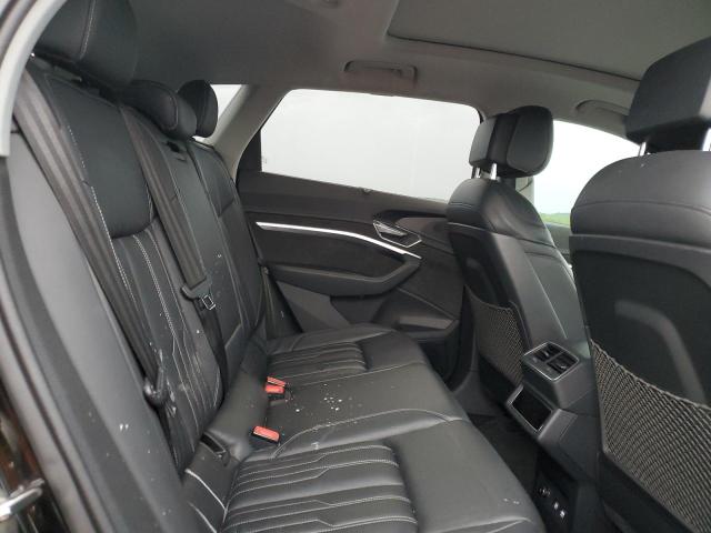 Photo 10 from auction – 2019 AUDI E-TRON PRE with VIN WA1VABGE5KB023372
