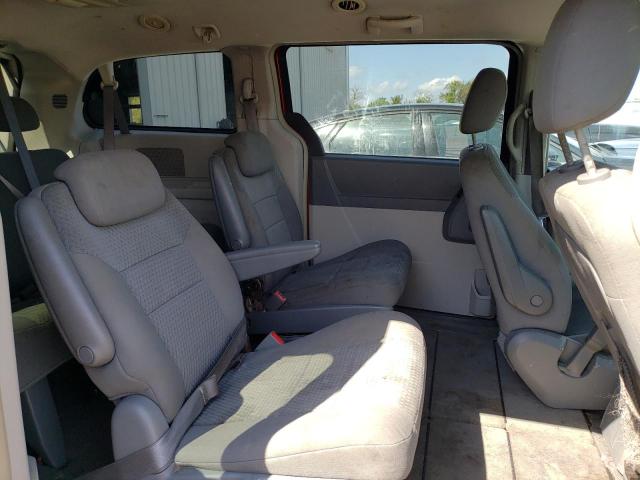 Photo 11 from auction – 2010 CHRYSLER TOWN & COU with VIN 2A4RR5D12AR108554