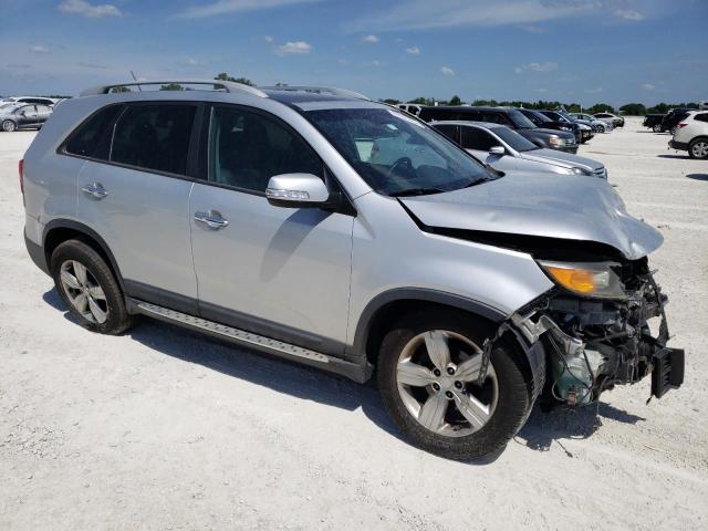 Photo 4 from auction – 2012 KIA SORENTO EX with VIN 5XYKU4A25CG205977
