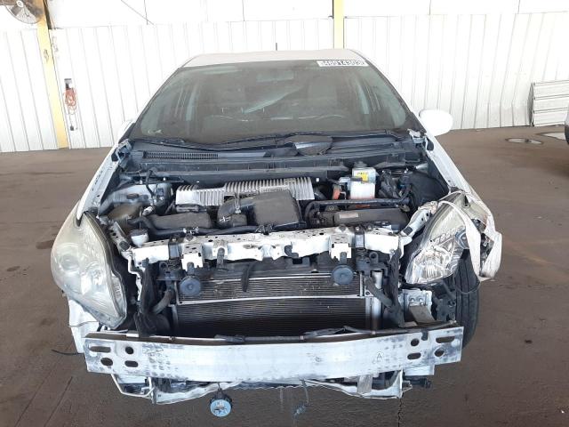 Photo 5 from auction – 2014 TOYOTA PRIUS with VIN JTDKN3DU7E1775843