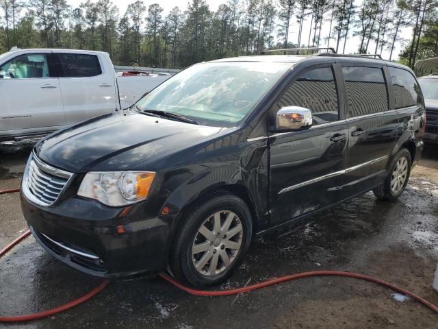 Photo 1 from auction – 2015 CHRYSLER TOWN & COU with VIN 2C4RC1BG3FR740591