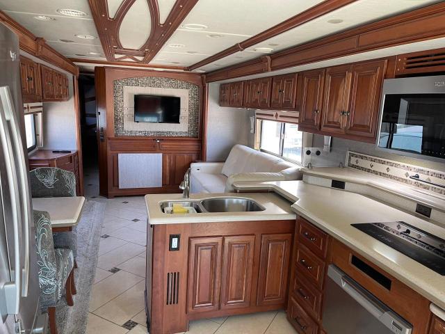 Zdjęcie 9 z aukcji – 2013 WINNEBAGO RV z VIN 4UZFCUCY5DCFH0410