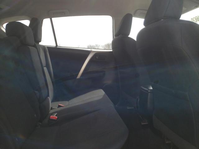 Photo 10 from auction – 2015 TOYOTA RAV4 LE with VIN 2T3BFREV1FW260735