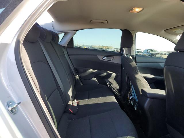 Photo 10 from auction – 2021 KIA FORTE FE with VIN 3KPF24AD5ME380771