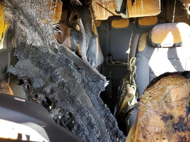 Photo 10 from auction – 2010 DODGE GRAND CARA with VIN 2D4RN5D14AR369091