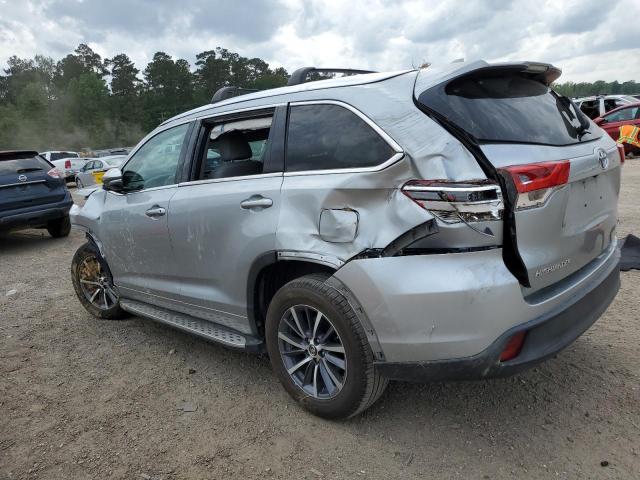 Photo 2 from auction – 2018 TOYOTA HIGHLANDER with VIN 5TDKZRFHXJS529678