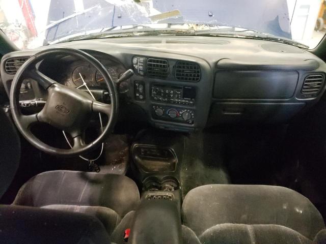 Photo 8 from auction – 2000 CHEVROLET BLAZER with VIN 1GNDT13W0Y2310557