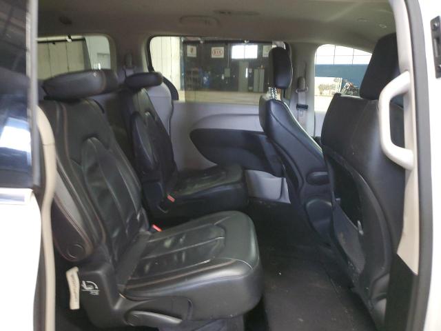 Фото 11 с аукциона – 2018 CHRYSLER PACIFICA T с VIN 2C4RC1BG8JR246090