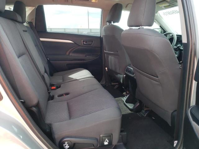 Photo 10 from auction – 2019 TOYOTA HIGHLANDER with VIN 5TDBZRFH7KS943499