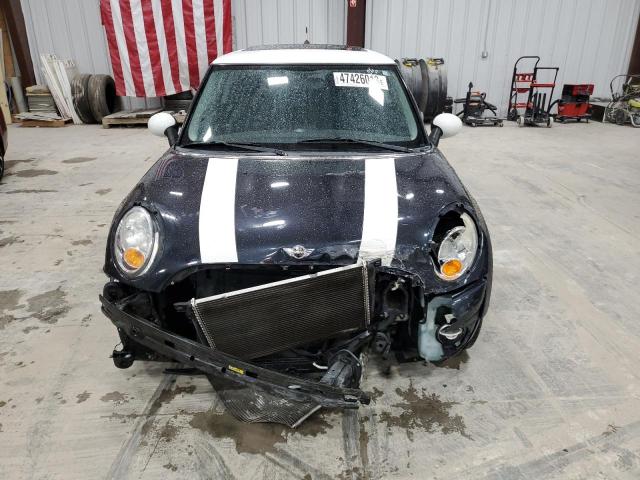 Photo 5 from auction – 2009 MINI COOPER with VIN WMWMF33579TU71984