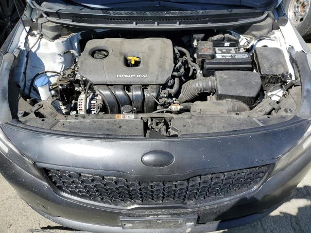 Photo 11 from auction – 2018 KIA FORTE LX with VIN 3KPFL4A72JE233908