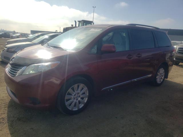 TOYOTA SIENNA LE 2013 with VIN 5TDJK3DC5DS058273 - Photo from auction