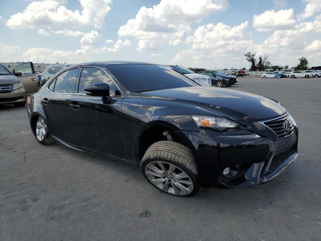 Photo 4 from auction – 2016 LEXUS IS 200T with VIN JTHBA1D22G5010371