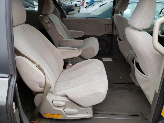 Photo 11 from auction – 2013 TOYOTA SIENNA LE with VIN 5TDKK3DC8DS280262