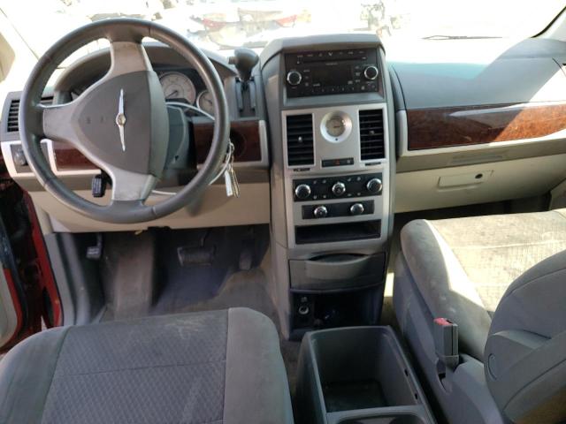 Photo 8 from auction – 2010 CHRYSLER TOWN & COU with VIN 2A4RR5D12AR108554