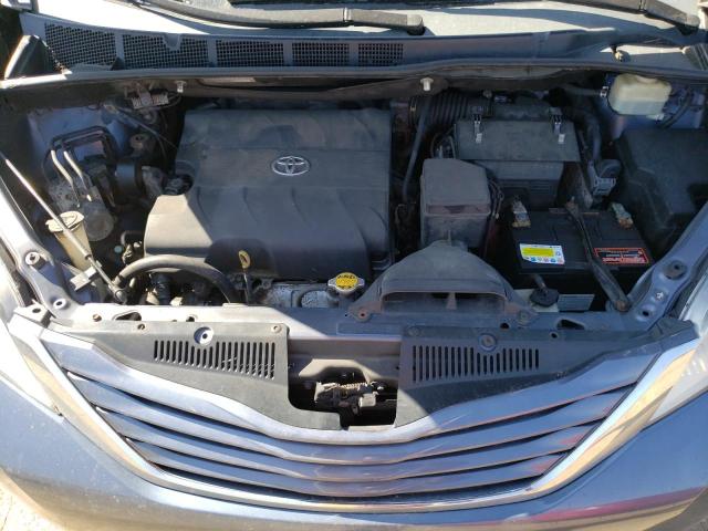 Photo 12 from auction – 2016 TOYOTA SIENNA LE with VIN 5TDKK3DC8GS707122