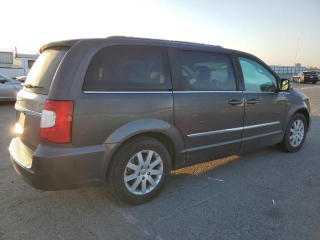Photo 3 from auction – 2016 CHRYSLER TOWN & COU with VIN 2C4RC1BG5GR301071