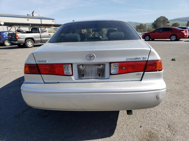 Photo 6 from auction – 2000 TOYOTA CAMRY CE with VIN JT2BF22K2Y0288982