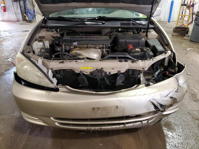 Photo 11 from auction – 2004 TOYOTA CAMRY LE with VIN 4T1BE32K84U940292