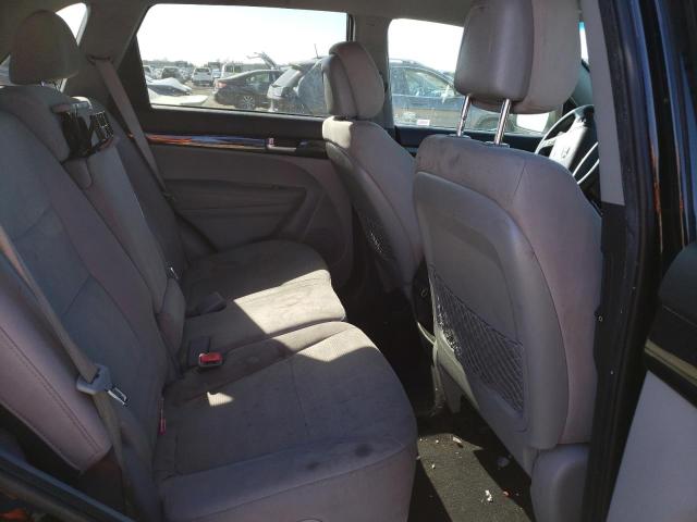 Photo 11 from auction – 2014 KIA SORENTO LX with VIN 5XYKT3A64EG453026