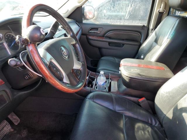 Photo 7 from auction – 2010 CADILLAC ESCALADE L with VIN 1GYUKBEF2AR280998