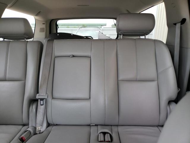 Photo 10 from auction – 2008 CHEVROLET SUBURBAN C with VIN 1GNFC16078J208436