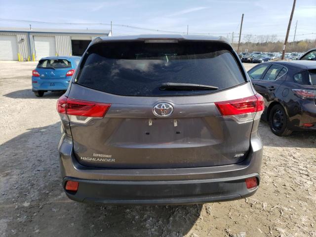 Photo 6 from auction – 2018 TOYOTA HIGHLANDER with VIN 5TDBZRFH6JS890924