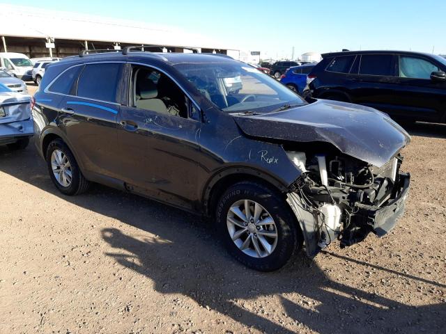 Photo 4 from auction – 2016 KIA SORENTO LX with VIN 5XYPG4A37GG166014