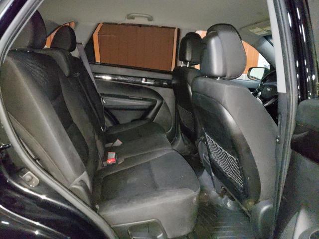 Photo 11 from auction – 2014 KIA SORENTO LX with VIN 5XYKTDA76EG452443