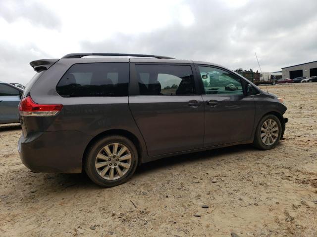 Photo 3 from auction – 2013 TOYOTA SIENNA LE with VIN 5TDJK3DC5DS049816