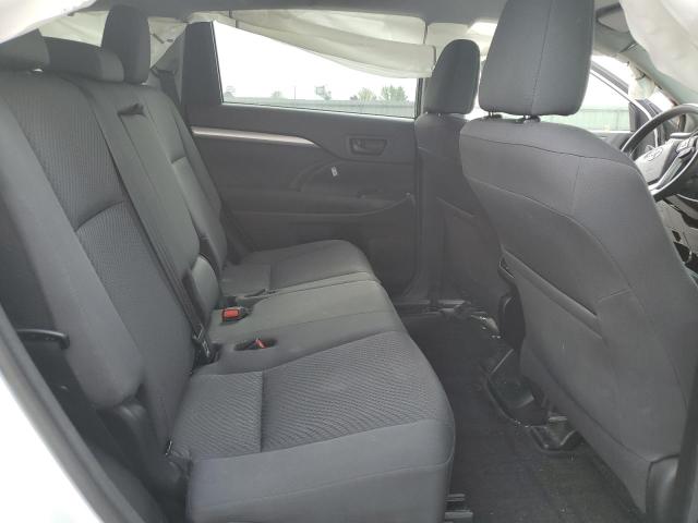 Photo 11 from auction – 2017 TOYOTA HIGHLANDER with VIN 5TDZARFH7HS031311