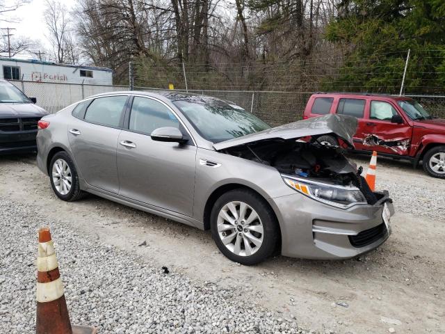Photo 4 from auction – 2018 KIA OPTIMA EX with VIN 5XXGU4L32JG221082