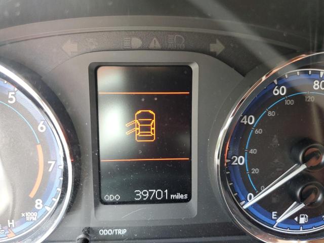 Photo 9 from auction – 2018 TOYOTA COROLLA with VIN 5YFBURHE3JP855638