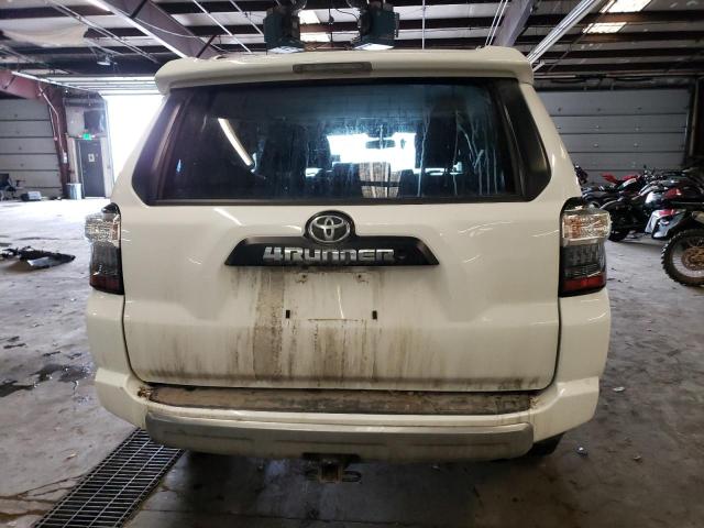 Photo 6 from auction – 2019 TOYOTA 4RUNNER SR with VIN JTEBU5JR2K5697065