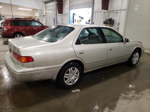 Photo 3 from auction – 2000 TOYOTA CAMRY LE with VIN 4T1BF22K6YU101139