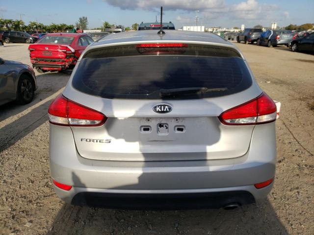 Photo 6 from auction – 2017 KIA FORTE LX with VIN KNAFK5A84H5717664