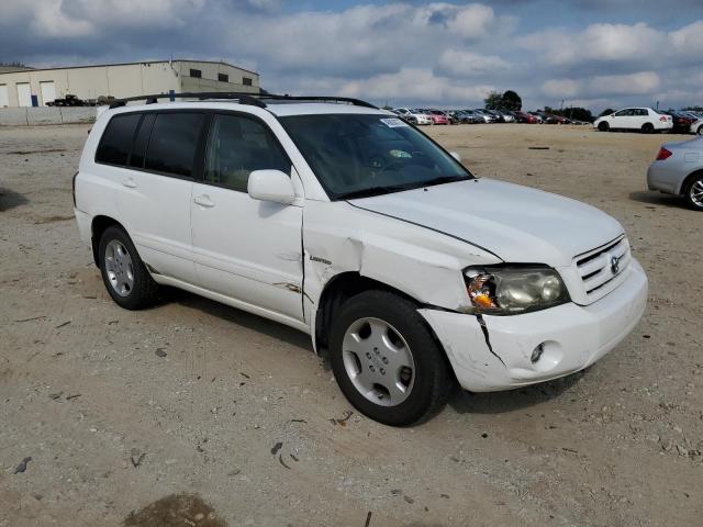 Photo 4 from auction – 2004 TOYOTA HIGHLANDER with VIN JTEDP21A040039740