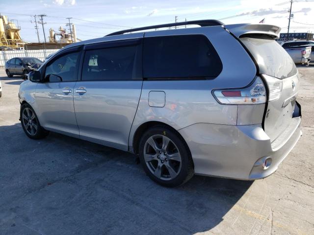 Photo 2 from auction – 2017 TOYOTA SIENNA SE with VIN 5TDXZ3DC3HS858890