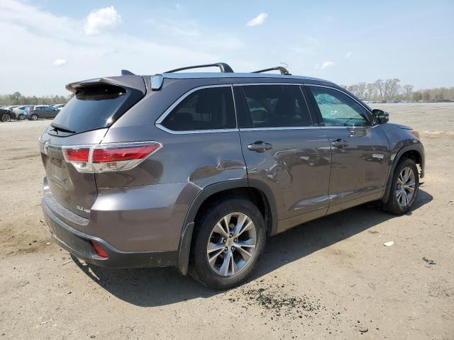 Photo 3 from auction – 2015 TOYOTA HIGHLANDER with VIN 5TDJKRFH6FS156968