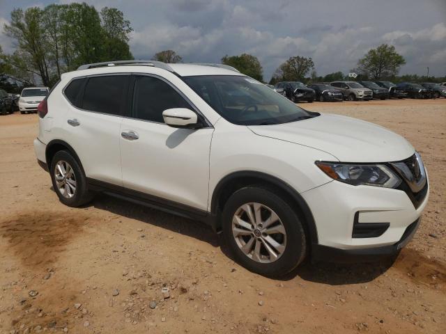Photo 4 from auction – 2018 NISSAN ROGUE S with VIN 5N1AT2MT2JC828946