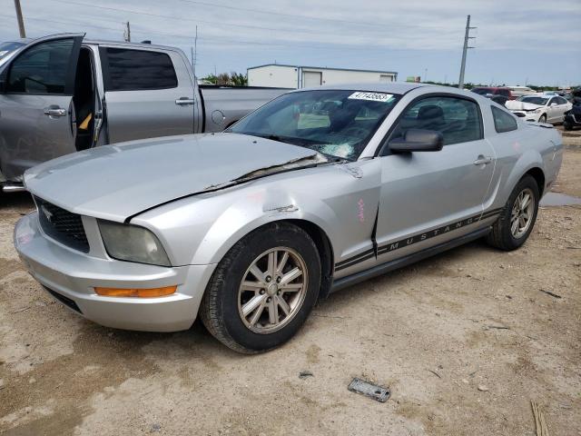 FORD MUSTANG 2008 with VIN 1ZVHT80N985199615 - Photo from auction