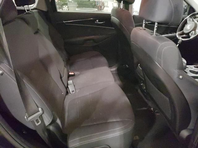 Photo 11 from auction – 2017 KIA SORENTO LX with VIN 5XYPGDA3XHG192897