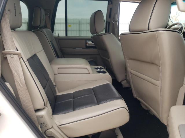 Photo 11 from auction – 2010 LINCOLN NAVIGATOR with VIN 5LMJJ2H5XAEJ09527