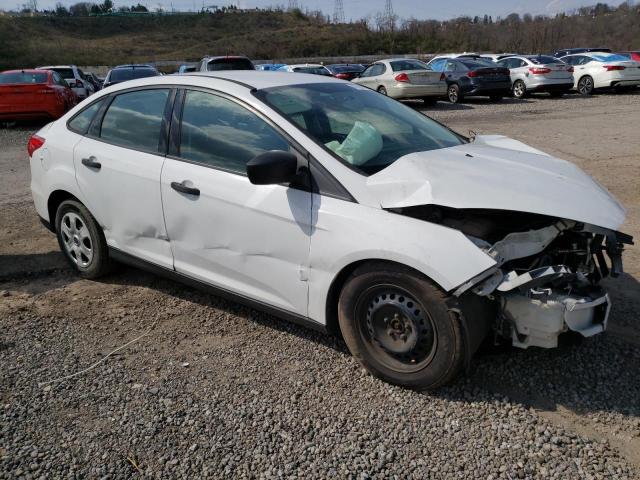 Photo 4 from auction – 2015 FORD FOCUS S with VIN 1FADP3E23FL299117