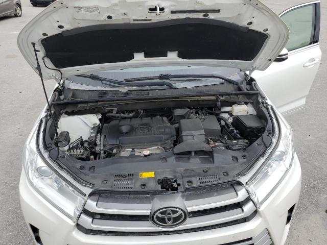 Photo 12 from auction – 2017 TOYOTA HIGHLANDER with VIN 5TDZARFH7HS031311