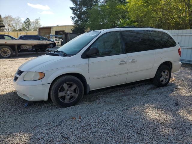 DODGE GRAND CARA 2005 with VIN 2D4GP44L85R473666 - Photo from auction