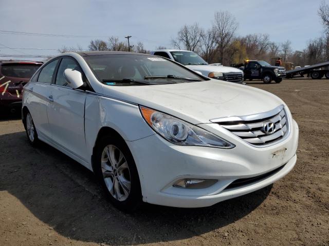 Photo 4 from auction – 2013 HYUNDAI SONATA SE with VIN 5NPEC4AC0DH618215