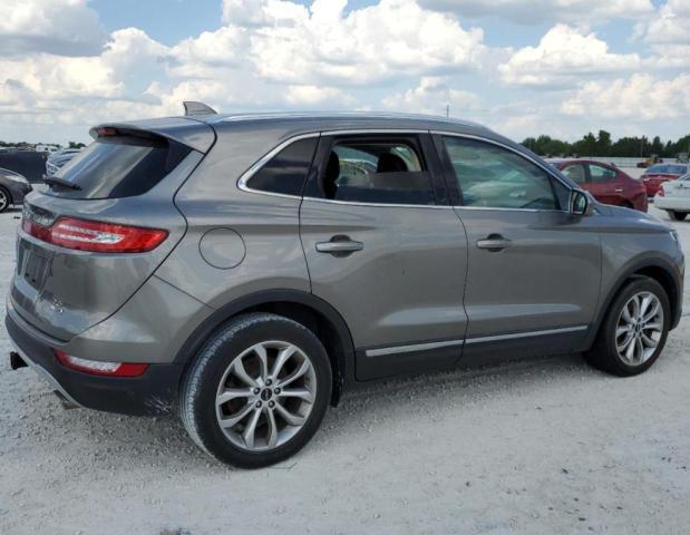 Photo 3 from auction – 2016 LINCOLN MKC SELECT with VIN 5LMCJ2C90GUJ15497